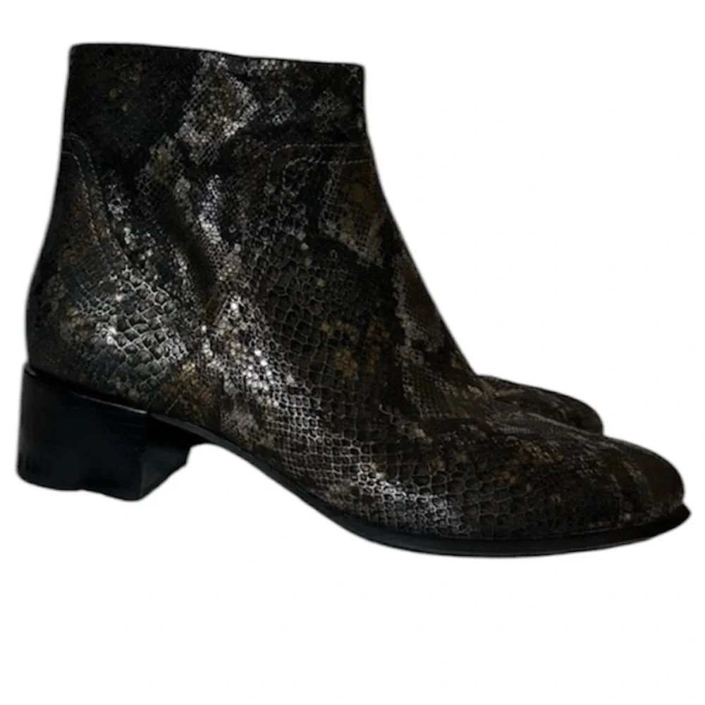 Vionic Kamryn Boa Leather Ankle Boot Size 7.5